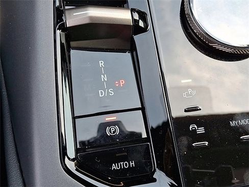 Certified 2025 BMW X3 xDrive30i w/ Premium Package image 10