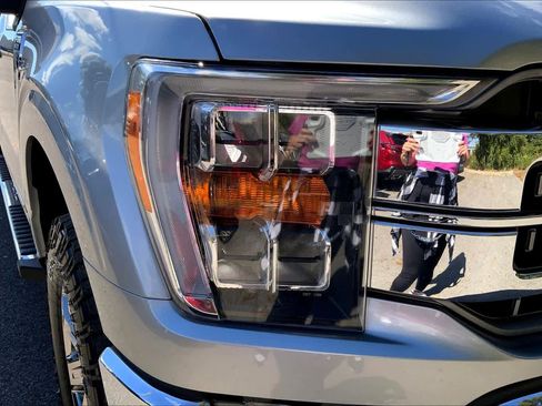 Used 2021 Ford F150 Lariat image 23