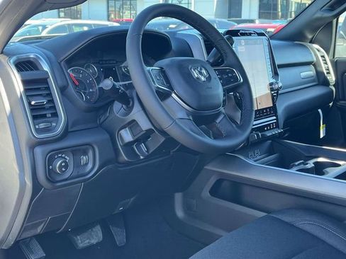 New 2026 RAM 2500 Big Horn AWD/4WD image 9