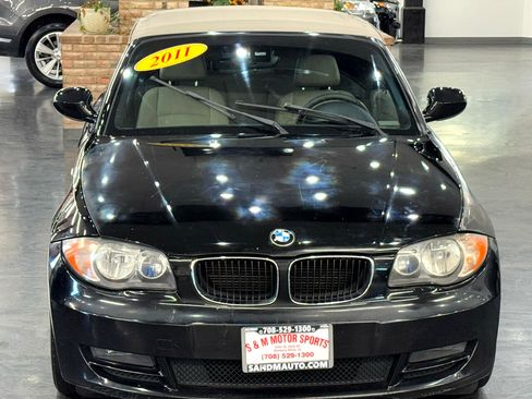 Used 2011 BMW 128i Convertible image 8