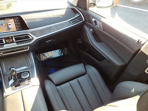 Used 2020 BMW X7 xDrive40i w/ Cold Weather Package image 19