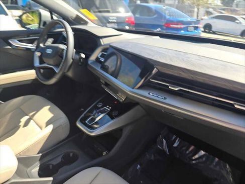 Used 2023 Audi Q4 e-tron Premium Plus w/ Premium Plus image 13