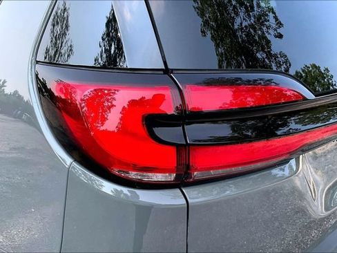 Used 2022 Chrysler Pacifica Touring-L FWD image 30