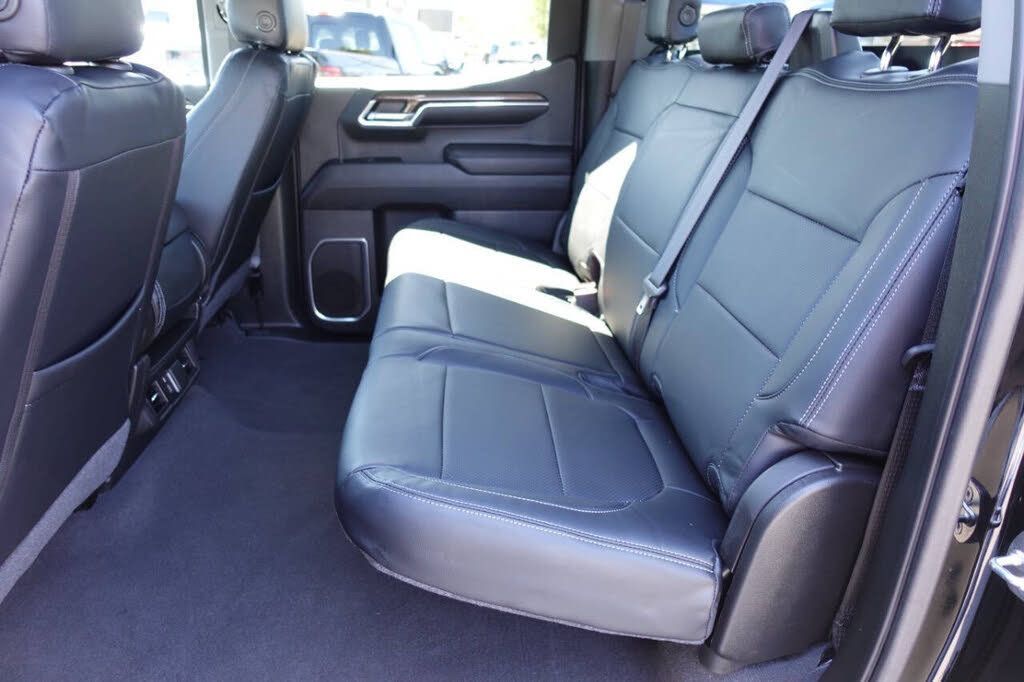Used 2023 Chevrolet Silverado 1500 LT AWD/4WD image 24