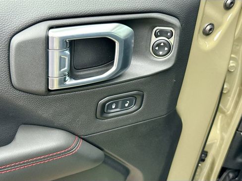 New 2026 Jeep Wrangler Unlimited Rubicon 392 w/ Quick Order Package 27X Moab AWD/4WD image 18