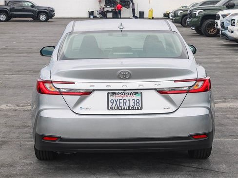 Used 2026 Toyota Camry LE FWD image 9