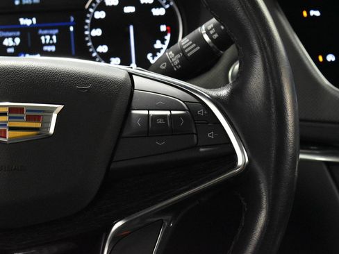 Used 2021 Cadillac XT5 Premium Luxury w/ LPO, Floor Liner Package image 9