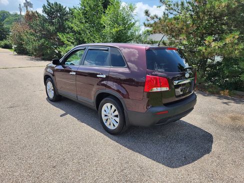 Used 2013 Kia Sorento LX FWD image 6