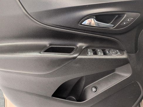 Used 2019 Chevrolet Equinox LT AWD/4WD image 25