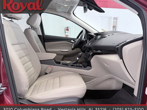 Used 2017 Ford Escape Titanium FWD image 13