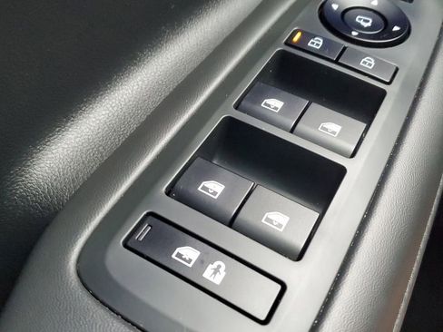 Certified 2025 Hyundai Santa Fe Calligraphy image 33