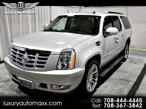 Used 2011 Cadillac Escalade ESV Premium image 1