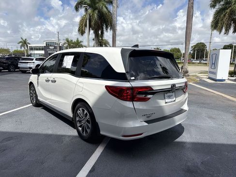 Certified 2024 Honda Odyssey EX-L image 6