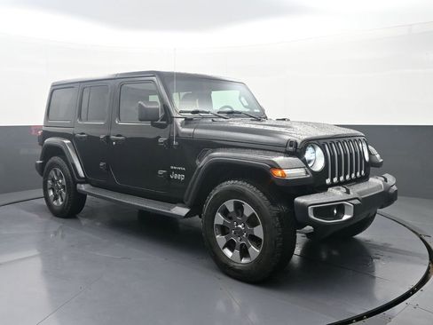 Used 2020 Jeep Wrangler Unlimited Sahara w/ LED Lighting Group image 3