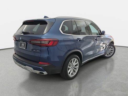 Used 2023 BMW X5 xDrive40i w/ Premium Package image 5