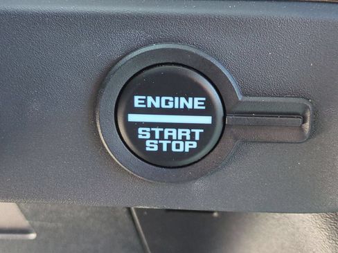 Used 2025 Ford Bronco Outer Banks AWD/4WD image 17