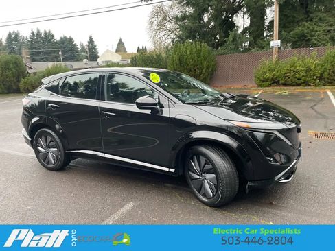 Used 2023 Nissan Ariya AWD image 13