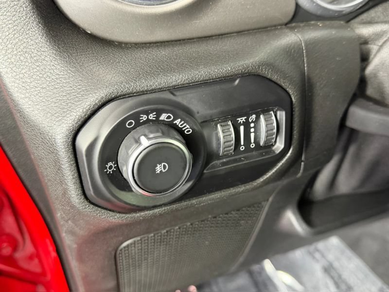 Used 2020 Jeep Wrangler Unlimited Sahara AWD/4WD image 84