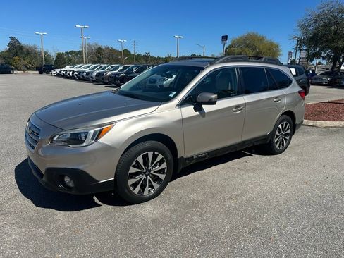 Used 2017 Subaru Outback 2.5i Limited image 13