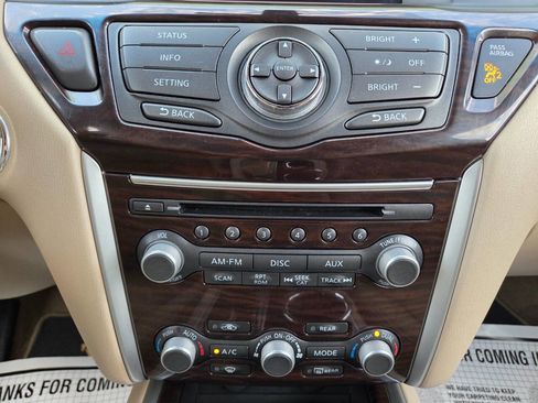 Used 2014 Nissan Pathfinder SL w/ SL Premium Package image 27