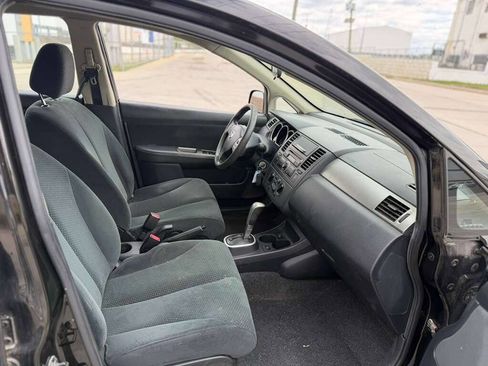 Used 2011 Nissan Versa 1.8 S w/ Plus Pkg FWD image 10