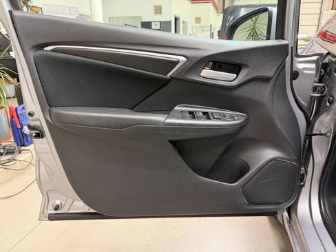 Used 2019 Honda Fit LX image 10