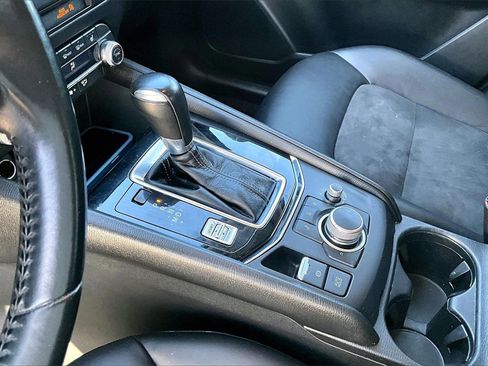 Used 2021 MAZDA CX-5 Touring image 14