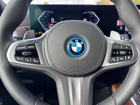 New 2026 BMW X5 xDrive50e w/ M Sport Package AWD/4WD image 26