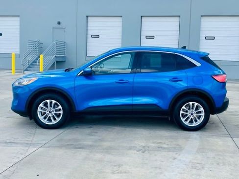 Used 2020 Ford Escape SE image 8