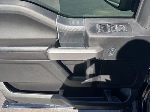 Used 2018 Ford F150 XLT w/ Equipment Group 302A Luxury image 9