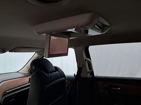 Used 2015 Chevrolet Traverse LT image 3