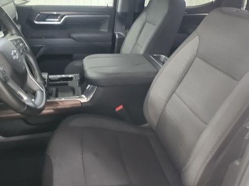 Used 2025 Chevrolet Silverado 1500 RST AWD/4WD image 27