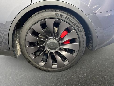 Used 2021 Tesla Model Y Performance AWD/4WD image 28