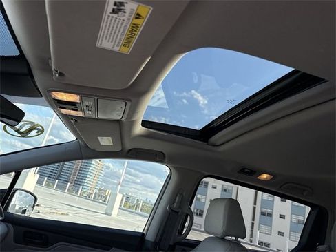 Used 2022 Honda Odyssey EX-L image 22