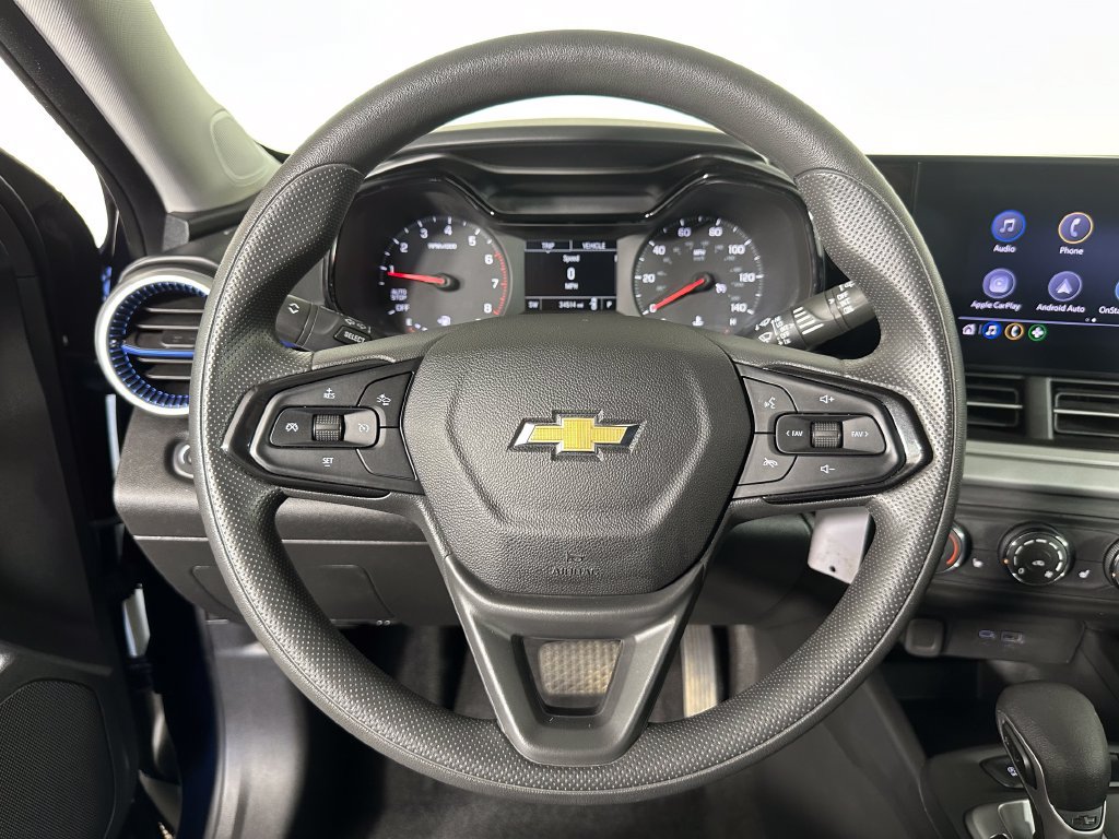 Used 2024 Chevrolet Trax LS w/ LS Convenience Package FWD image 12