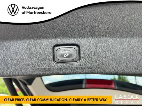 Used 2018 Ford Explorer Platinum AWD/4WD image 17