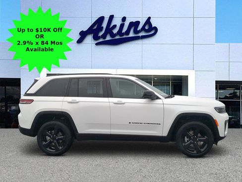 New 2026 Jeep Grand Cherokee Limited w/ Limited Altitude Package RWD image 1
