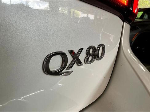 Used 2019 INFINITI QX80 Luxe w/ 22" Wheel Package image 9