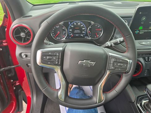 Used 2023 Chevrolet Blazer RS w/ Driver Confidence II Package image 11