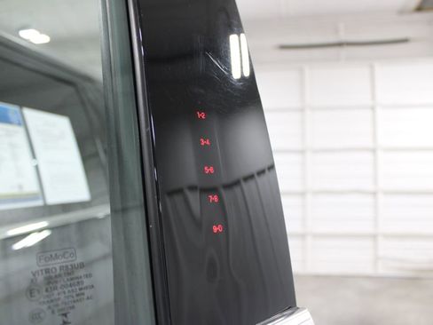 Used 2023 Lincoln Navigator Reserve AWD/4WD image 16
