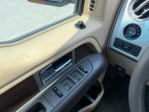 Used 2014 Ford F150 Lariat w/ Equipment Group 502A Luxury RWD image 24