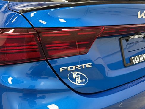Used 2022 Kia Forte GT w/ GT2 Package FWD image 39