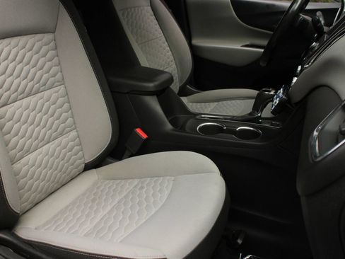 Used 2019 Chevrolet Equinox LT AWD/4WD image 30