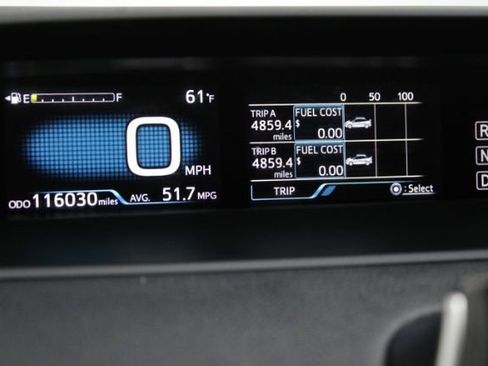 Used 2016 Toyota Prius Three image 17