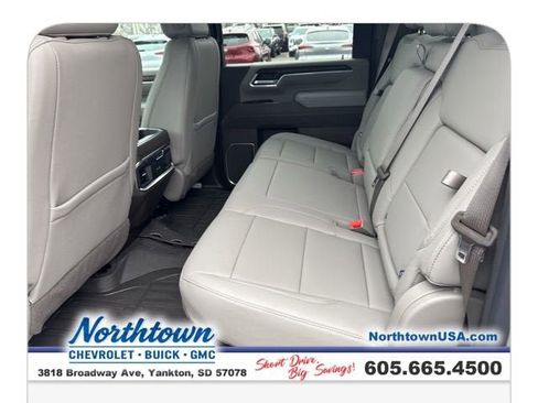 New 2026 GMC Sierra 2500 SLT image 17