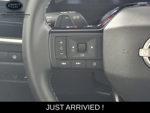 Used 2026 Nissan Rogue SL AWD/4WD image 27
