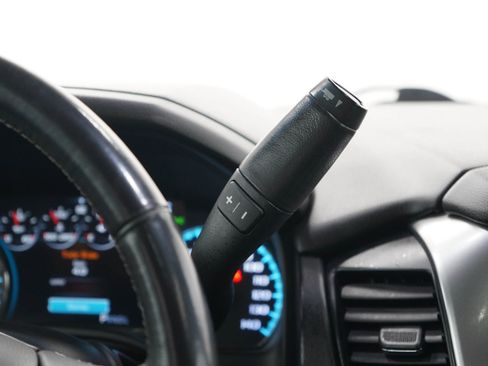 Used 2019 Chevrolet Tahoe Premier AWD/4WD image 23