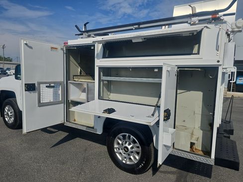 Used 2015 Chevrolet Silverado 3500 W/T RWD image 12