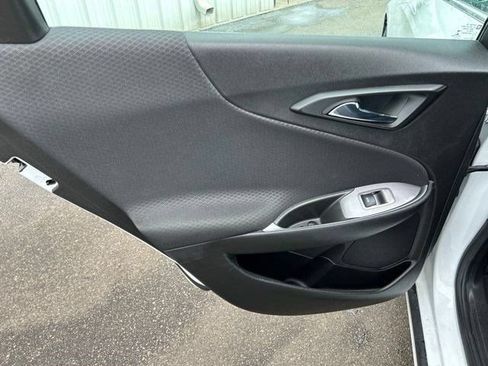 Used 2023 Chevrolet Malibu LT FWD image 34