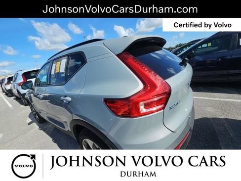 Used 2026 Volvo XC40 B5 Plus AWD/4WD image 7